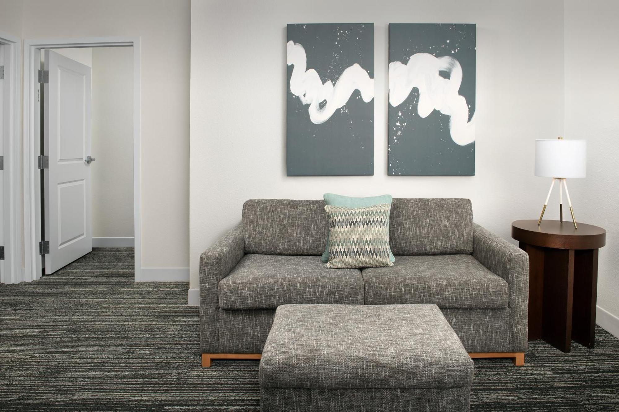 Towneplace Suites By Marriott Cheyenne Southwest/Downtown Area Bagian luar foto