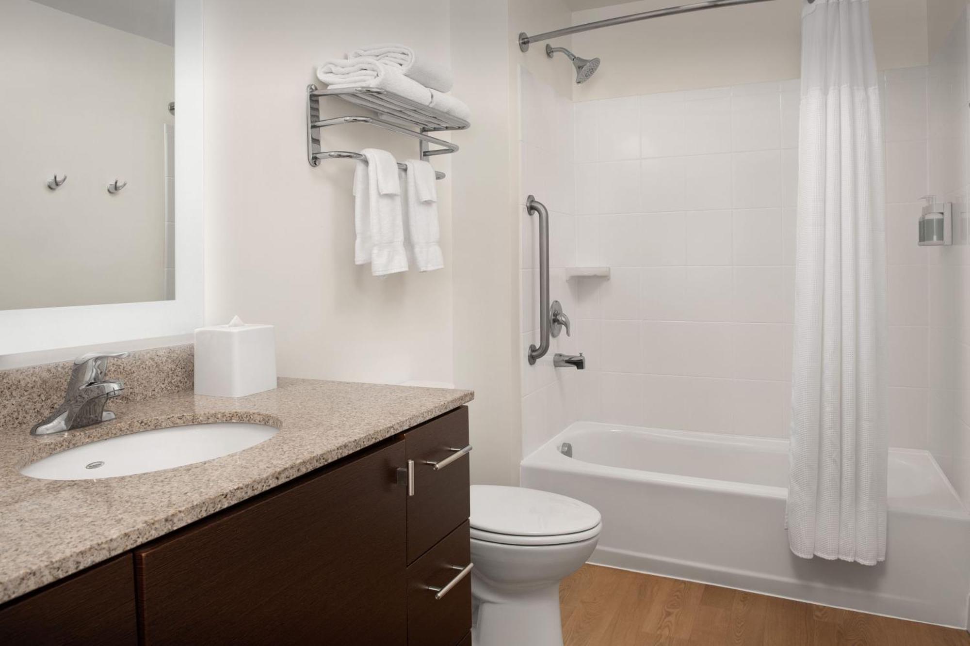 Towneplace Suites By Marriott Cheyenne Southwest/Downtown Area Bagian luar foto