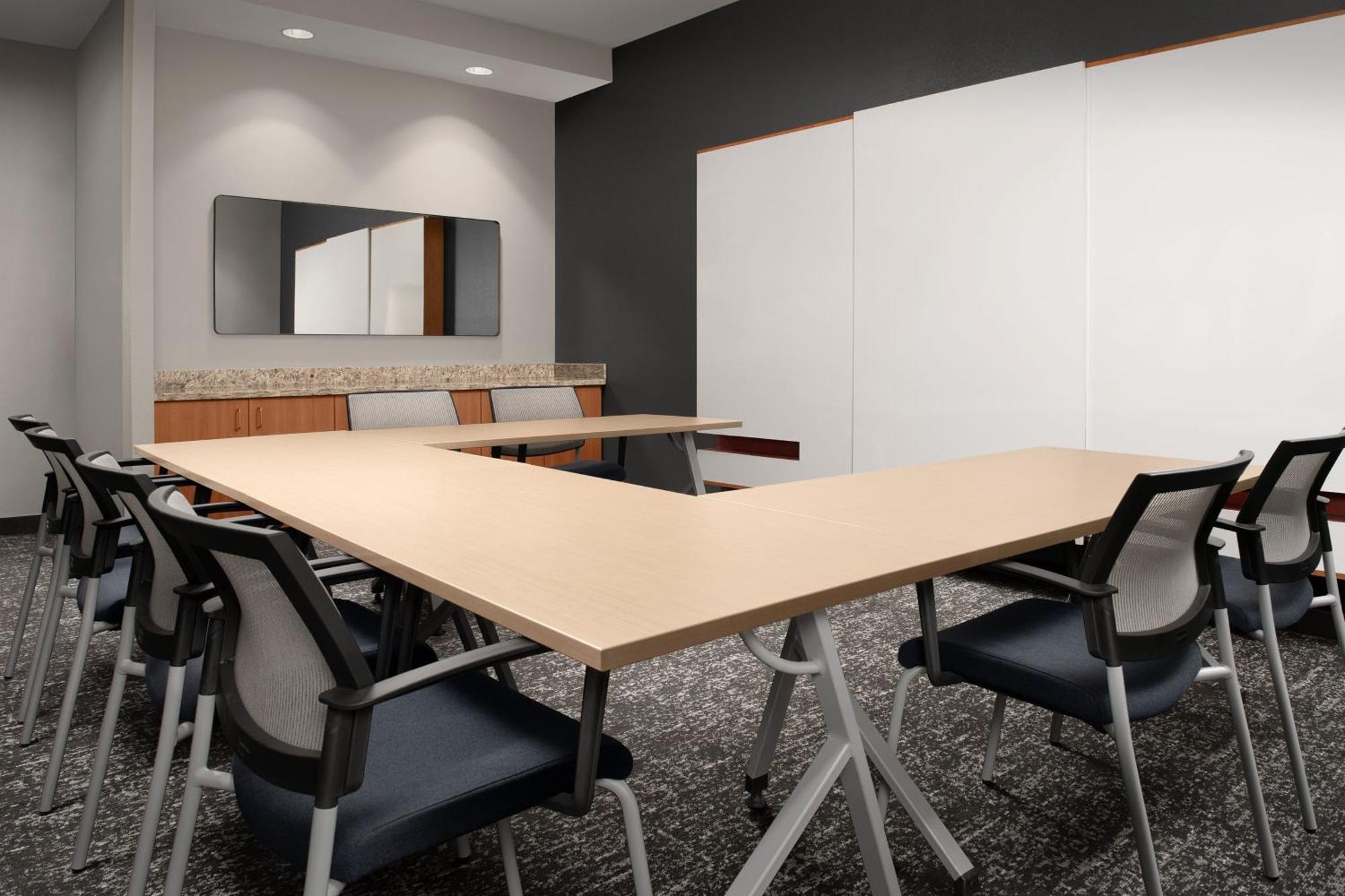 Towneplace Suites By Marriott Cheyenne Southwest/Downtown Area Bagian luar foto