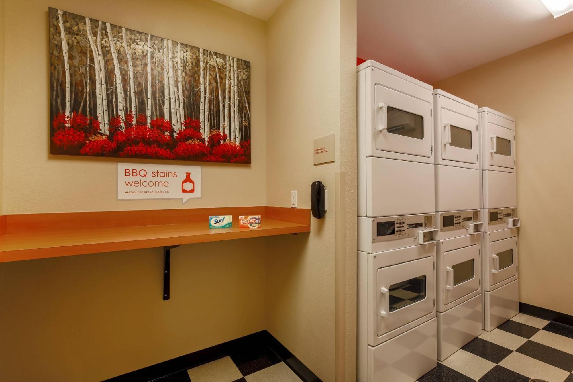 Towneplace Suites By Marriott Cheyenne Southwest/Downtown Area Bagian luar foto