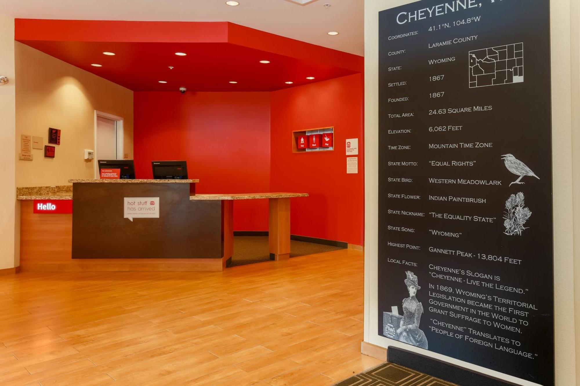 Towneplace Suites By Marriott Cheyenne Southwest/Downtown Area Bagian luar foto