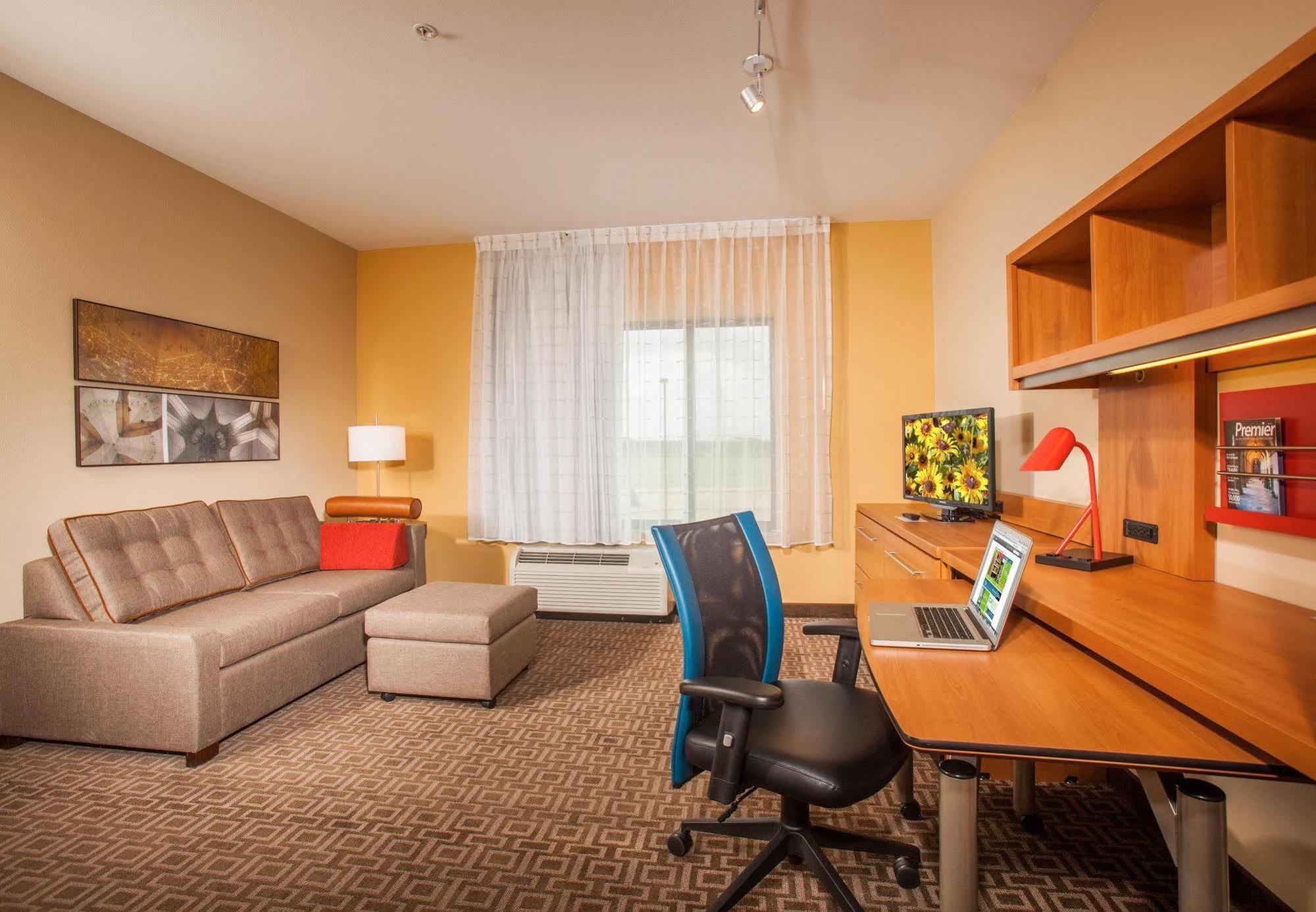 Towneplace Suites By Marriott Cheyenne Southwest/Downtown Area Bagian luar foto